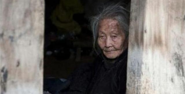 ũ�����������Ϊ�������������5��Ǯ���ڰ����ӣ���2���