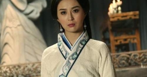 六个版本的周芷若,周海媚最经典,高圆圆在复制粘贴,最丑的是她