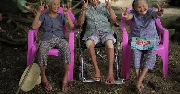 ⾩СհƵļ¼Ƭ1%Ƭ鳡