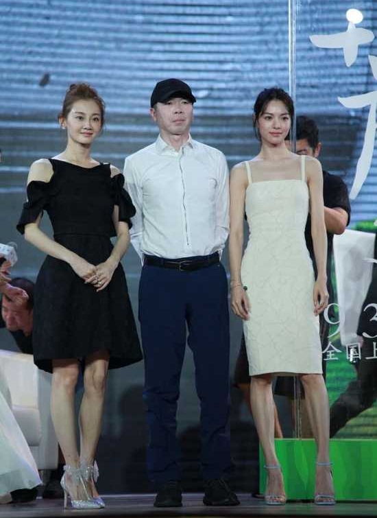 冯小刚谈年轻人爱国:一腔热血都发泄在键盘上