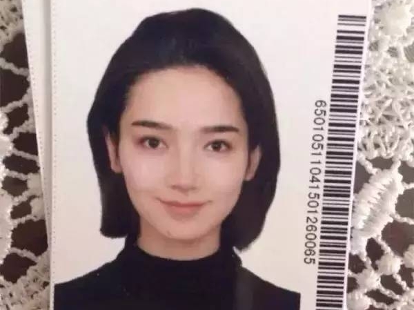 杨幂又签了个新疆妹子,曾被赞中戏素颜女神?!我只想知道她会不会超越热巴...