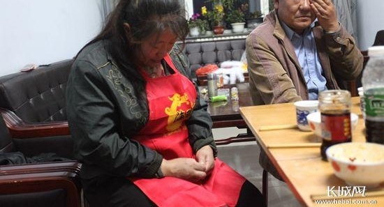 �����������ӡ�����¥������Ķ�ֺ��ľ���ر�
