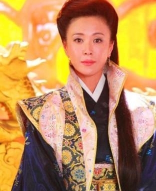 曾是内地第一美女,因吸毒自毁前程,如今身价千万却嫁不出去