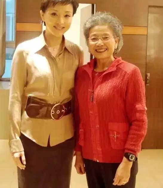 70岁开始健身,80岁当模特,如今年近90岁的她活出少女