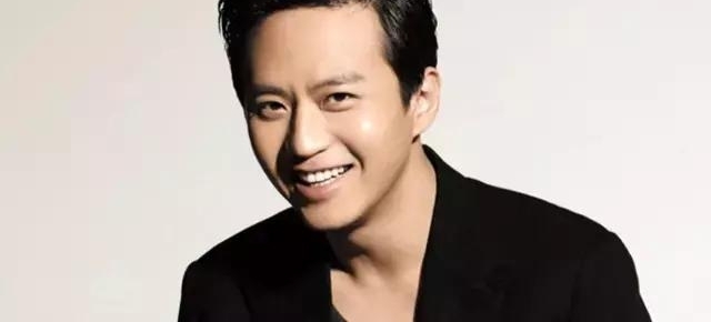 新人王一博捞到好角色,邓超佟大为却要跑龙套?贵圈还得靠背景!