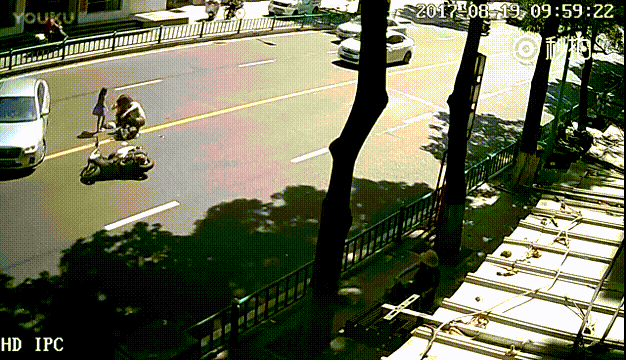 ��3��Ħ�г�Ϊ��γ�ǰ�շ�180�� ���ʧ�ء��Լ����ˡ�
