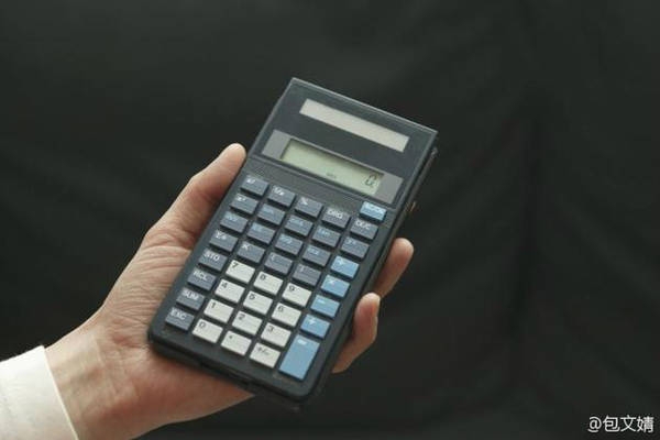 包文婧喊话包贝尔:算数和我只能二选一