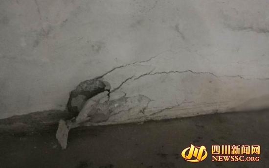 С��ͣ����ѱ�������ǧ ҵ�������ܽ�����ì��