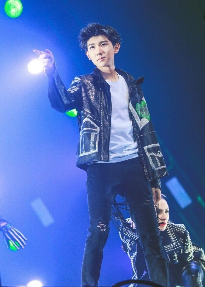 演艺圈风起云涌,新晋男神层出不穷!不仅颜值高演技好人气很棒棒