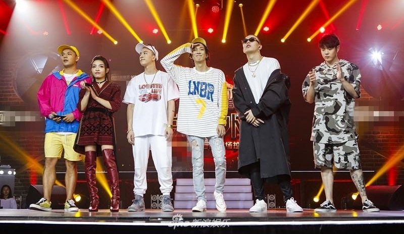 潘玮柏说TT失误引发网友争议 TT:不知他说的是哪点