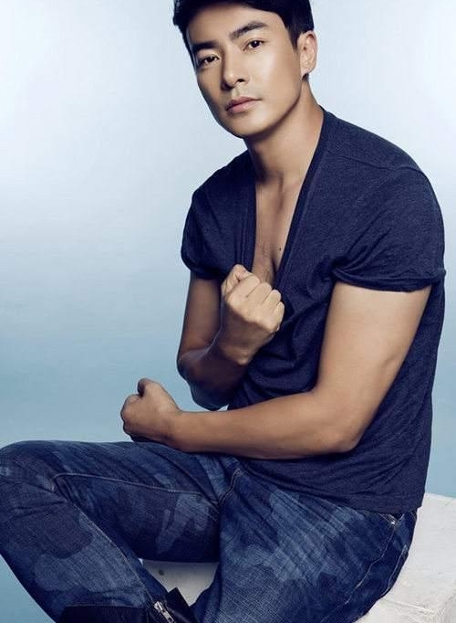 他被誉为中国版李敏镐,自称是个没有圈子的人