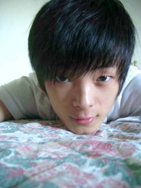 郭敬明被控性侵男作家 曾为其书写序言