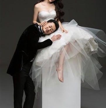 吴京华仔李安,娱乐圈成功男人背后的女人,她们也有自己的芬芳