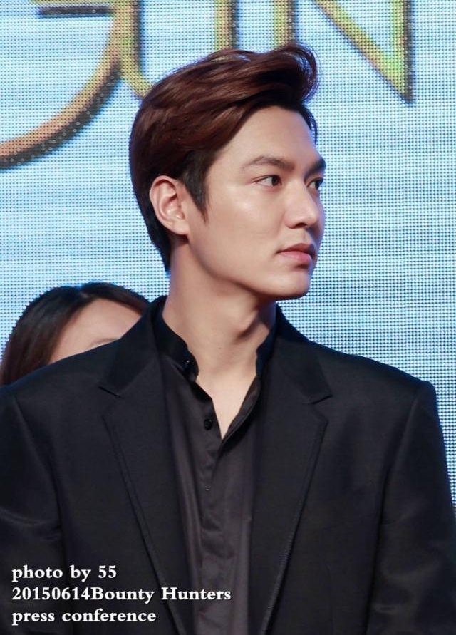 他被誉为中国版李敏镐,自称是个没有圈子的人