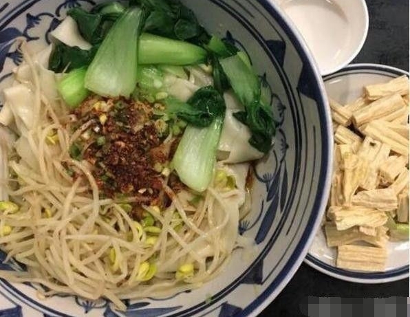 郑爽的炸鸡店价格亲民还被砸?baby家两杯奶昔却卖到上百块!