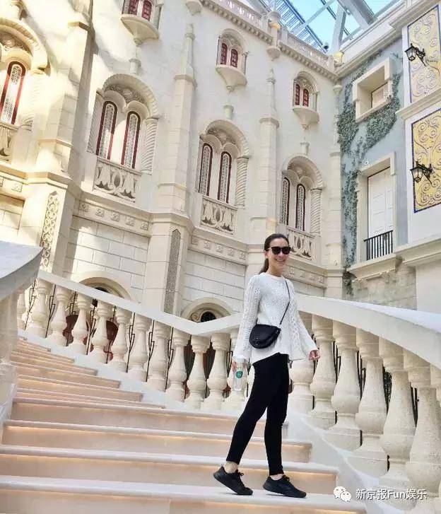 ս2Ů¬Ϊ⾩ˣѪò⳰Ц