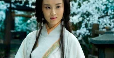 六个版本的周芷若,周海媚最经典,高圆圆在复制粘贴,最丑的是她