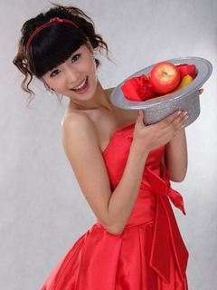 张扬果儿走光照流出 张杨果而老公是谁