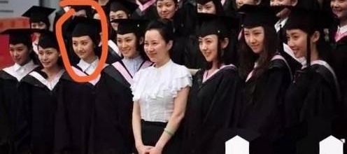 ŮһһЦֲֵ180򣬻׬10