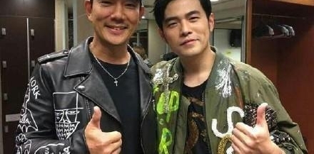 ܽ׵ķ˿ϯ˴ȦЩǴ󿴹ݳᣡ