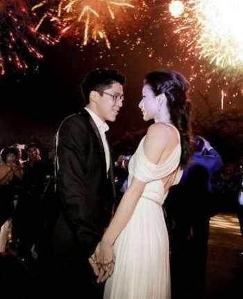 郭晶晶为啥让霍启刚死心塌地?除了冠军身份还有救命之恩