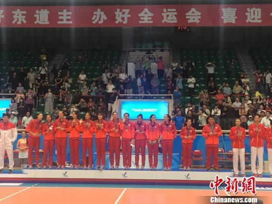 ����Ů��3:0��ɨ�Ϻ� �׶�ȫ�˻�ھ�