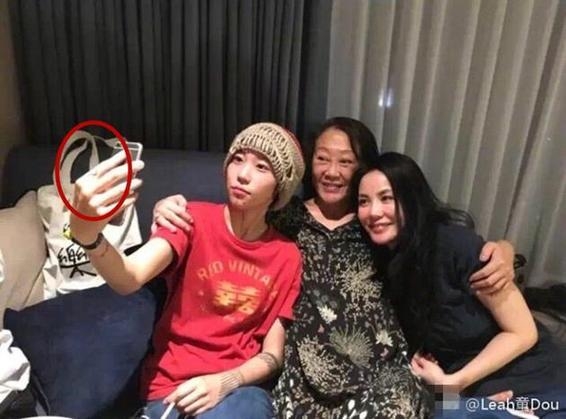 窦靖童七夕恋情公开 窦靖童神秘男友资料曝光