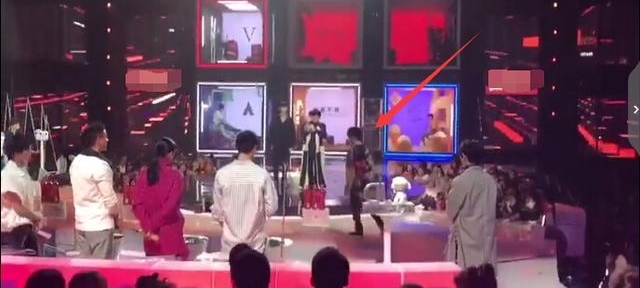 Ѧ֮ǫĿֱŭҺĻˤͲ뿪ֳڻһƬ