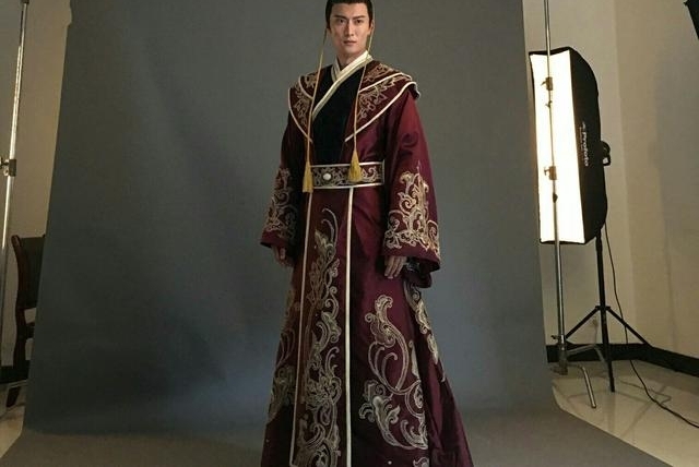 赵丽颖唯一捧不红的人,如今在《独孤皇后》中会被陈乔恩捧红吗?