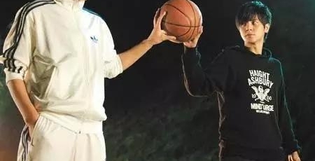 蜜桃说:他被称为亚洲舞王,最后却被三线网红拿下?