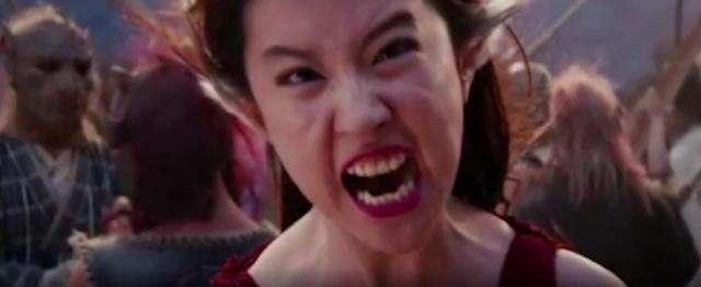 神仙姐姐刘亦菲丑化自己, 画面看上去有些惊悚