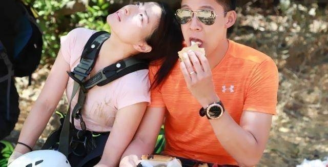 郭晶晶为啥让霍启刚死心塌地?除了冠军身份还有救命之恩