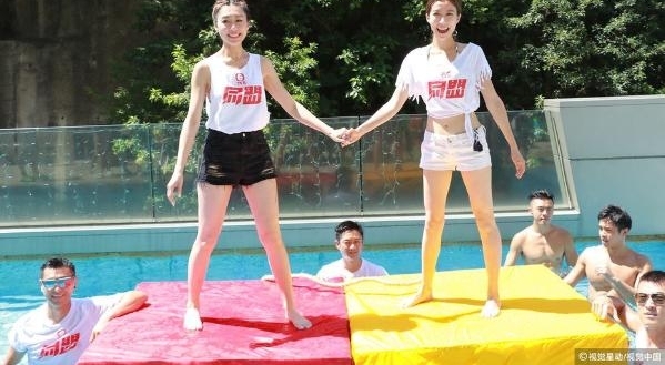 胡定欣姚子羚"水上激斗" 陈展鹏坦承与单文柔恋情