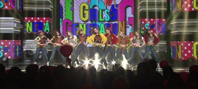 《音乐中心》各大偶像团体卖力打歌,谁会是最后赢家?