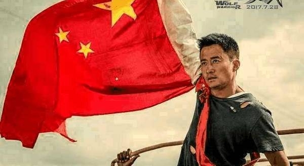 中青网: 战狼2剧情过于血腥, 请未成年人在家长陪同下观看!