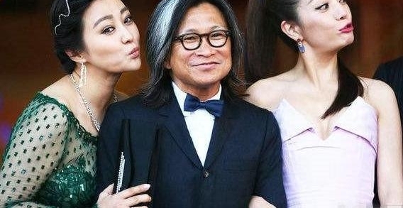 41岁赵薇和38岁郝蕾,同是微胖美人,同框一对比差距就出来了