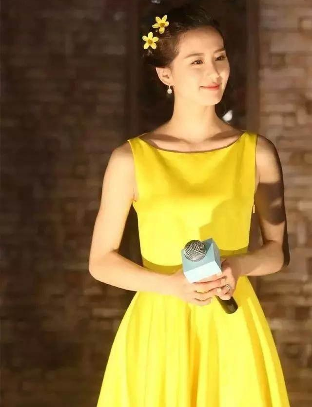 ӱСȹ죬û뵽ʫʫǰһ