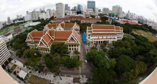 中餐厅新加入的泰国男神Mike