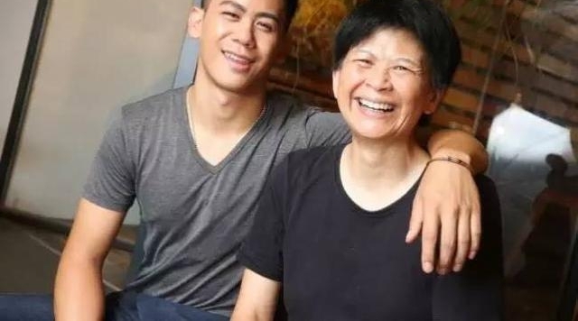 吴京华仔李安,娱乐圈成功男人背后的女人,她们也有自己的芬芳