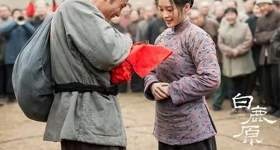 《秦时》的三角关系也可以这么暖?《春风十里》都青春在年纪上了