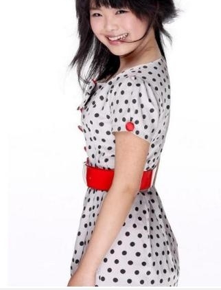 25岁莫小贝近照被批丑,看到荣誉证书都闭嘴了,网友评论太诚实