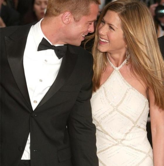 朱莉离婚后忘不了皮特 世上最性感的他和她没能地久天长