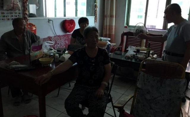 ��ƽ�أ������⵳�ա�����������֧��Я�ֵ�Ա�����뻧