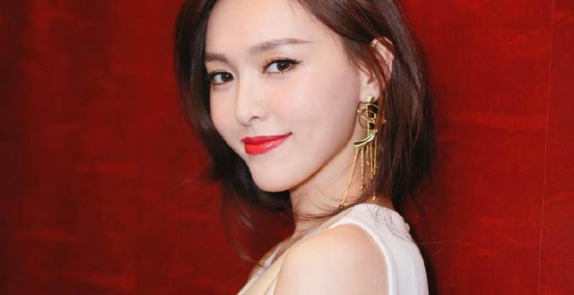 ӱĶ̷Сëˣ Ըأ֣ˬСŮ