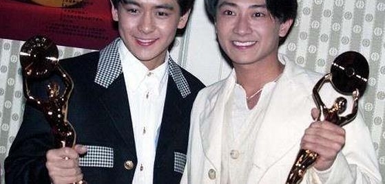 ־ӱ˧ ȴձ͹˾ַɱ ϧ