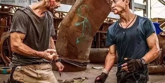 ⾩ΪĵӰѺӣ۽12ǿӾװ