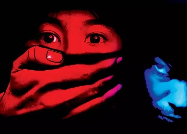 �Ͼ����Ůͯ��������ĸӦ�óе�ʲô���Σ�