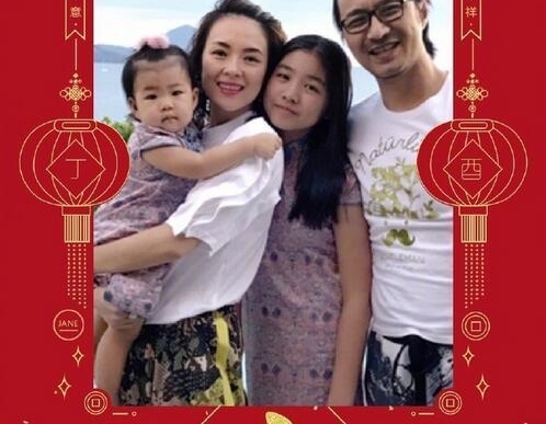 38岁章子怡近照曝光,满脸雀斑似大妈,嫁三婚汪峰被赞最美后妈