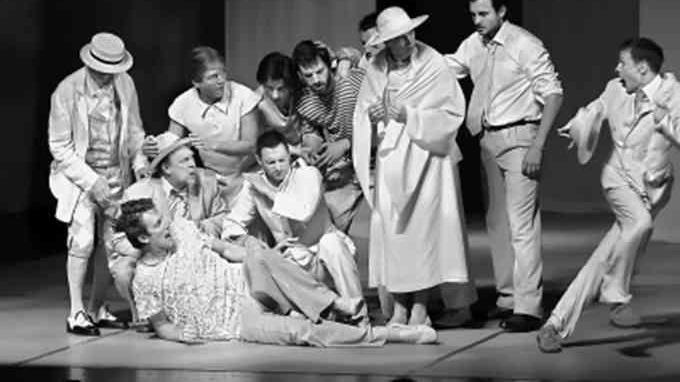 “全男班”莎翁名作《第十二夜》在国家大剧院幽默登场