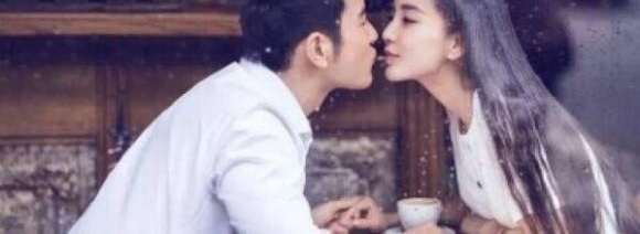 杨幂为灾区捐款60万,她的粉丝翻起旧账喊话赵丽颖